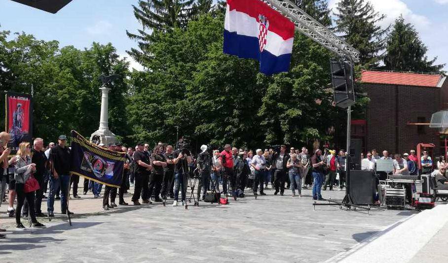 Incident na prosvjedu za koji Kajtazi kaže da je protiv Roma