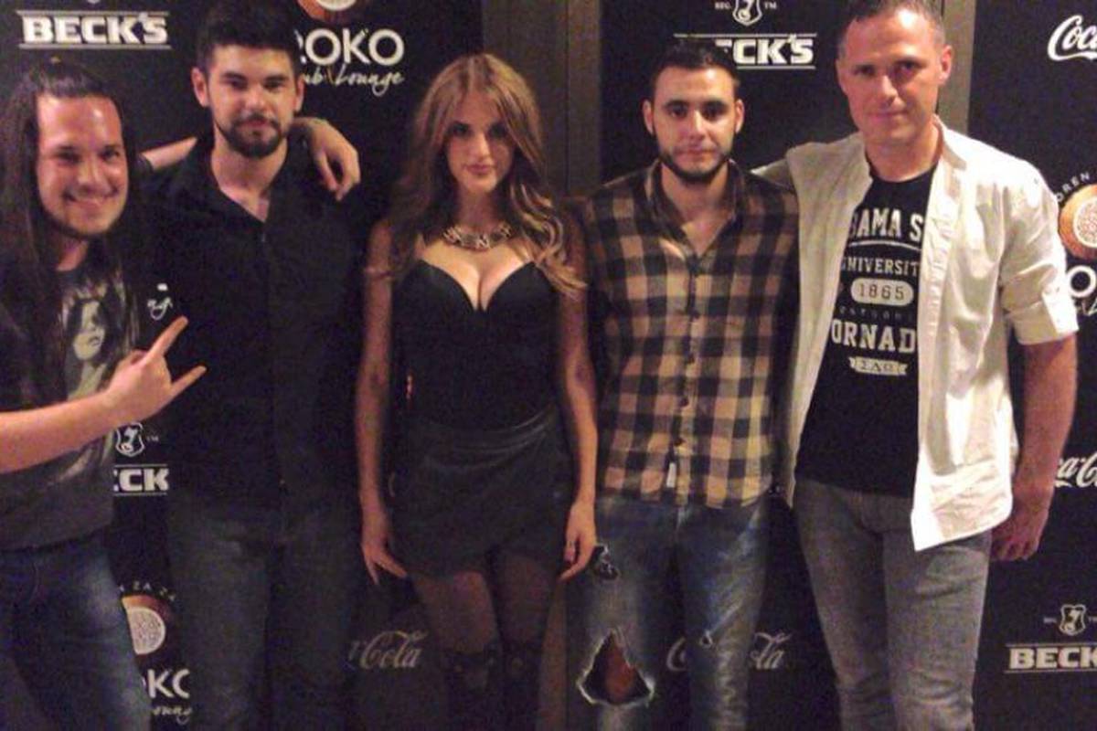 Seksipilna je Ivana u dubokom dekolteu ostavila sve bez daha
