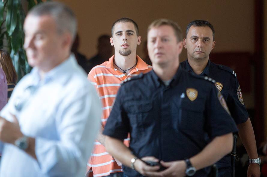 'Glasovi su mi rekli da ubijem': Dini Kulišeku će ponovo suditi?