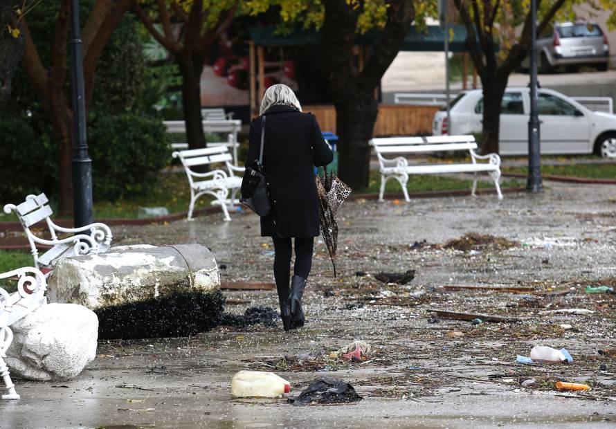 Naše plaže prije i poslije jakog juga: Guše se u smeću i plastici