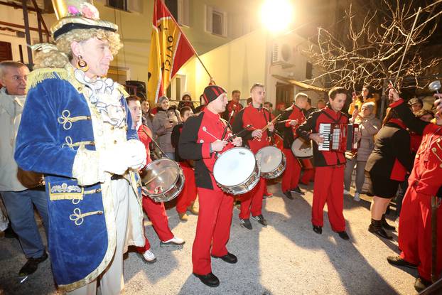 Maškare u gradu Crikvenici preuzele vlast 