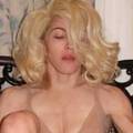 Madonna (61) pokazala grudi i međunožje: Bakice, vulgarna si