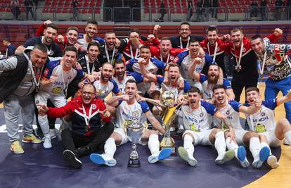 'Hvala dinamovcima što su nas zaštitili. Nadam se da ćemo Torcidu sad privući trofejima...'