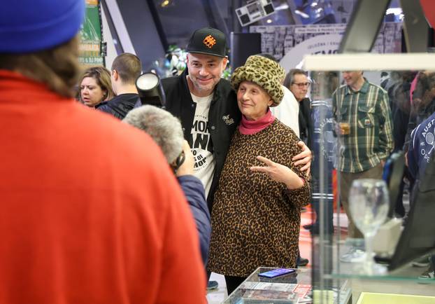 Zagreb: Otvorenje Phat Phillijeve izložbe "Memory Lane - 40 godina hip-hopa"