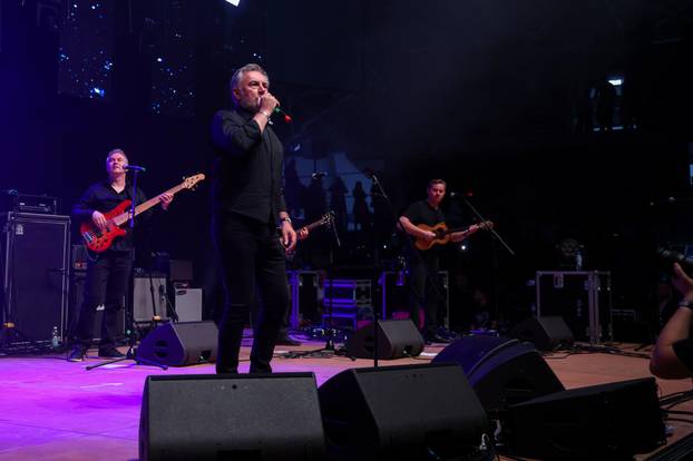 Frankfurt: Hrvatska noć u Suwag Energie Areni