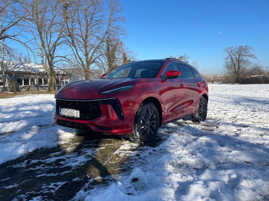 Testirali smo Forthing T5 EVO: Kineski SUV na japanski pogon za 29.990 € s hrpom opreme