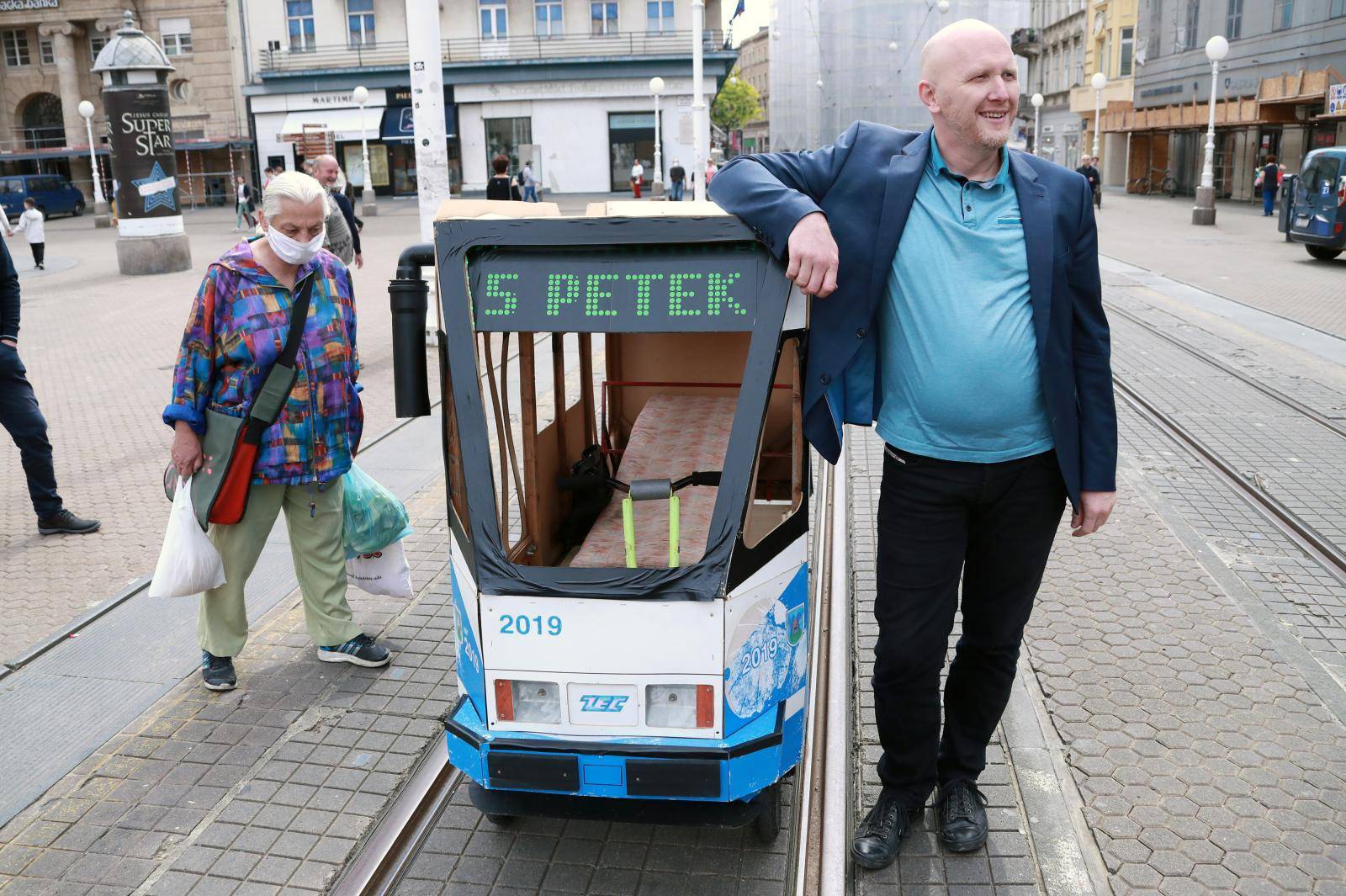 'Kako saniraju Zagreb? Skinuli su dimnjak koji je bio valjan...'