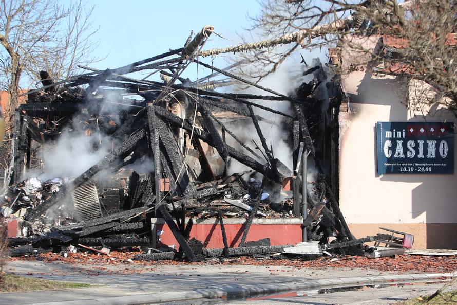 Vatrogasci iz Čateža: Kolege iz Krškog pozvane su zbog klora