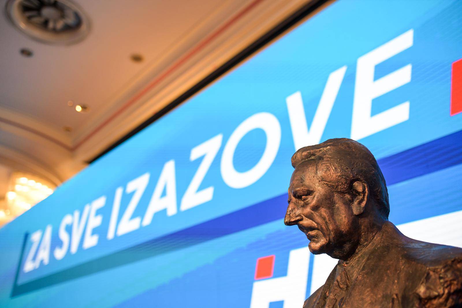 Zagreb: Priprema stožera HDZ-a za izlazak izbornih rezultata