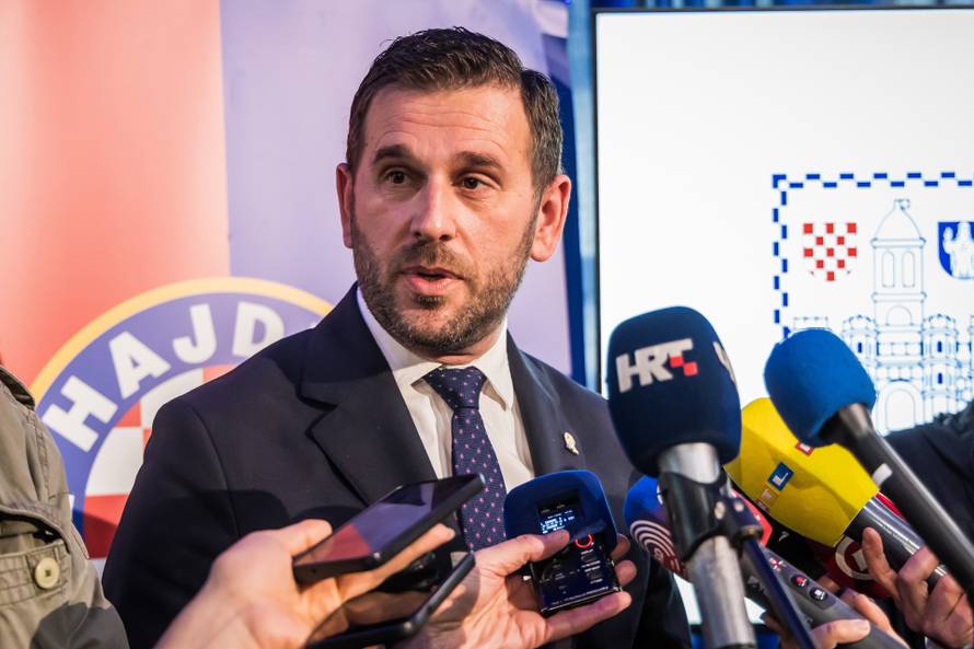 Split: Na Poljudu predstavljena Studija izvodljivosti projekta "Nogometni stadion i kamp u Splitu"