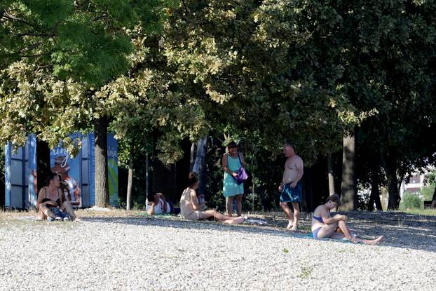 Zagreb: Ljetno poslijepodne na  Bundeku