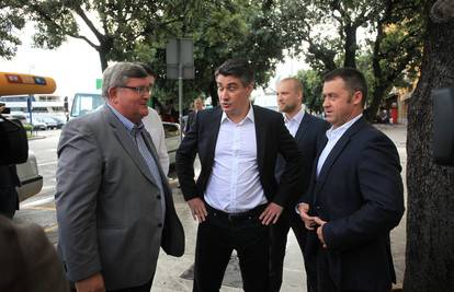 Na sastanku u Rijeci SDP-ovac zatražio Milanovićevu ostavku