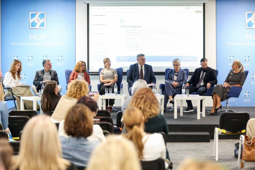 Zagreb: Konferencija HUP-a  'Tko će skrbiti za naše starije?'. 
