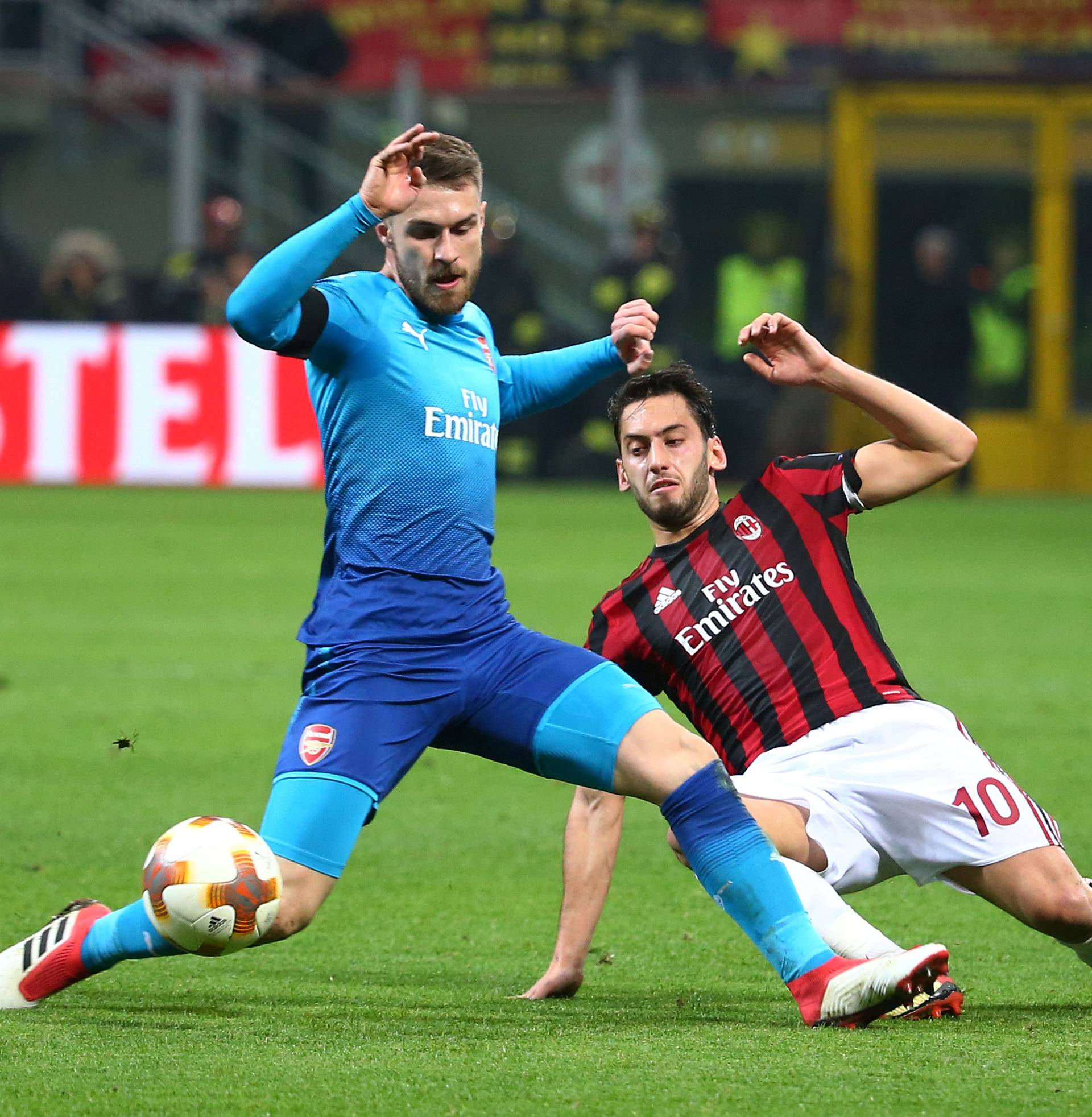 Europa League Round of 16 First Leg - AC Milan vs Arsenal