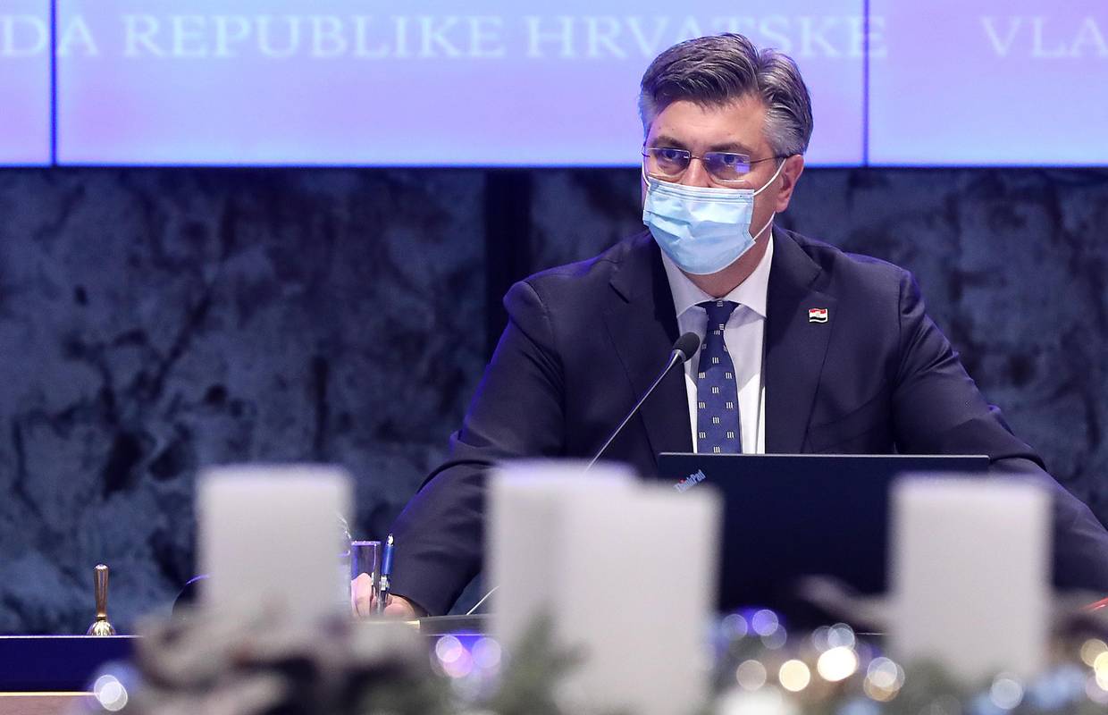 Vlada se očitovala Ustavnom sudu o obveznom testiranju u državnim i javnim službama