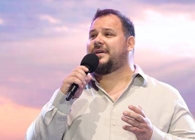 Šibenik: Prva večer Dalmatinske šansone posvećena Vinku Coci