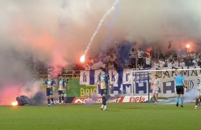 VIDEO Armada umalo bakljom pogodila vlastitog igrača