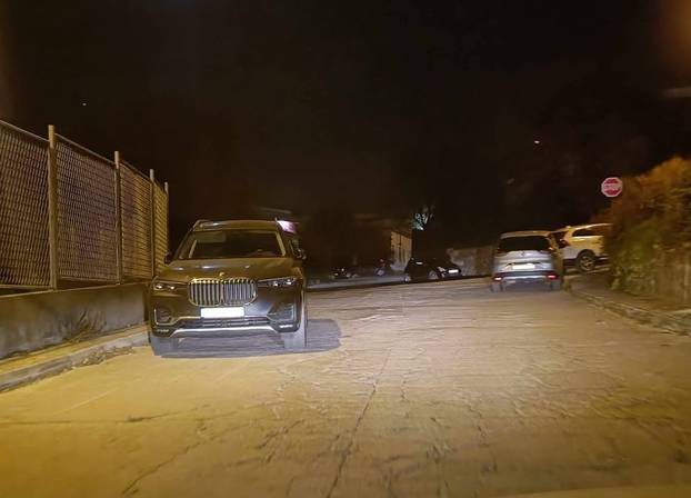 FOTO Bravo majstore, nije ti tu parking! Evo kako se parkira u Hrvatskoj, neke nije ni sram...