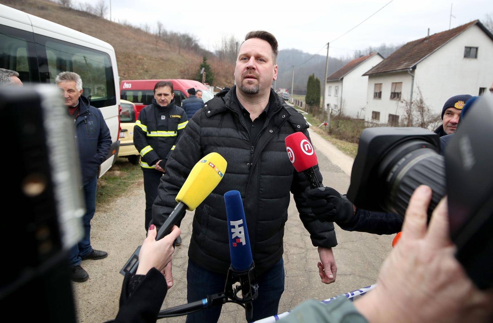 Premijer Andrej Plenković obišao mjesto tragedije i dao izjavu