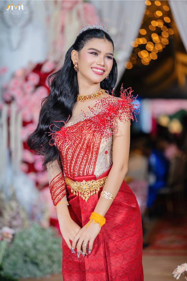 EKSKLUZIVNO Ovako je izgledala svadba Hrvata i 49 godina mlađe Kambodžanke