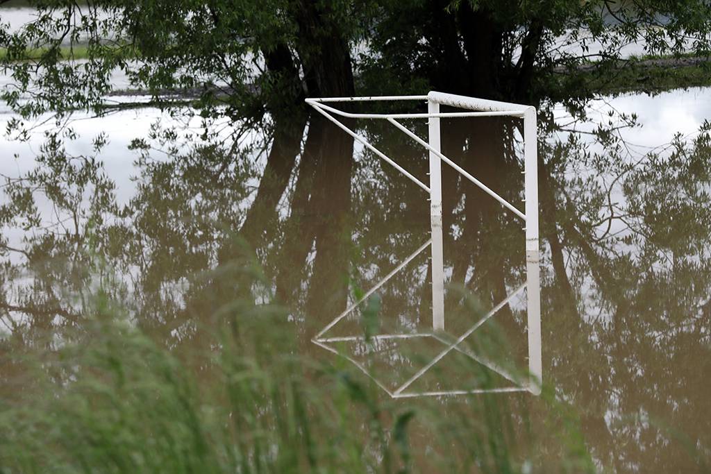 FOTO Kritično u okolici Ivanca: 'Jadna sam, malo nedostaje da voda uđe u kuću. Katastrofa...'