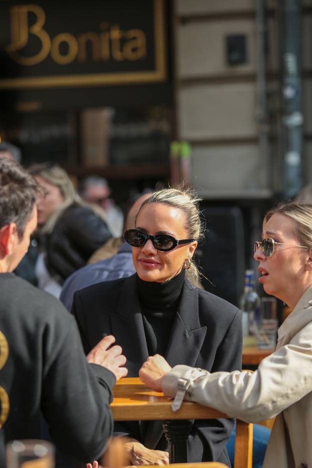 Zagreb: Meri Goldašić uživa u kavi na subotnjoj špici