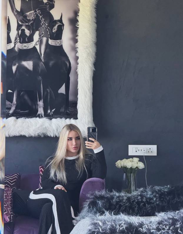 FOTO Mlada mama pokazala sve: Pogledajte zašto je Alina hit na društvenim mrežama...