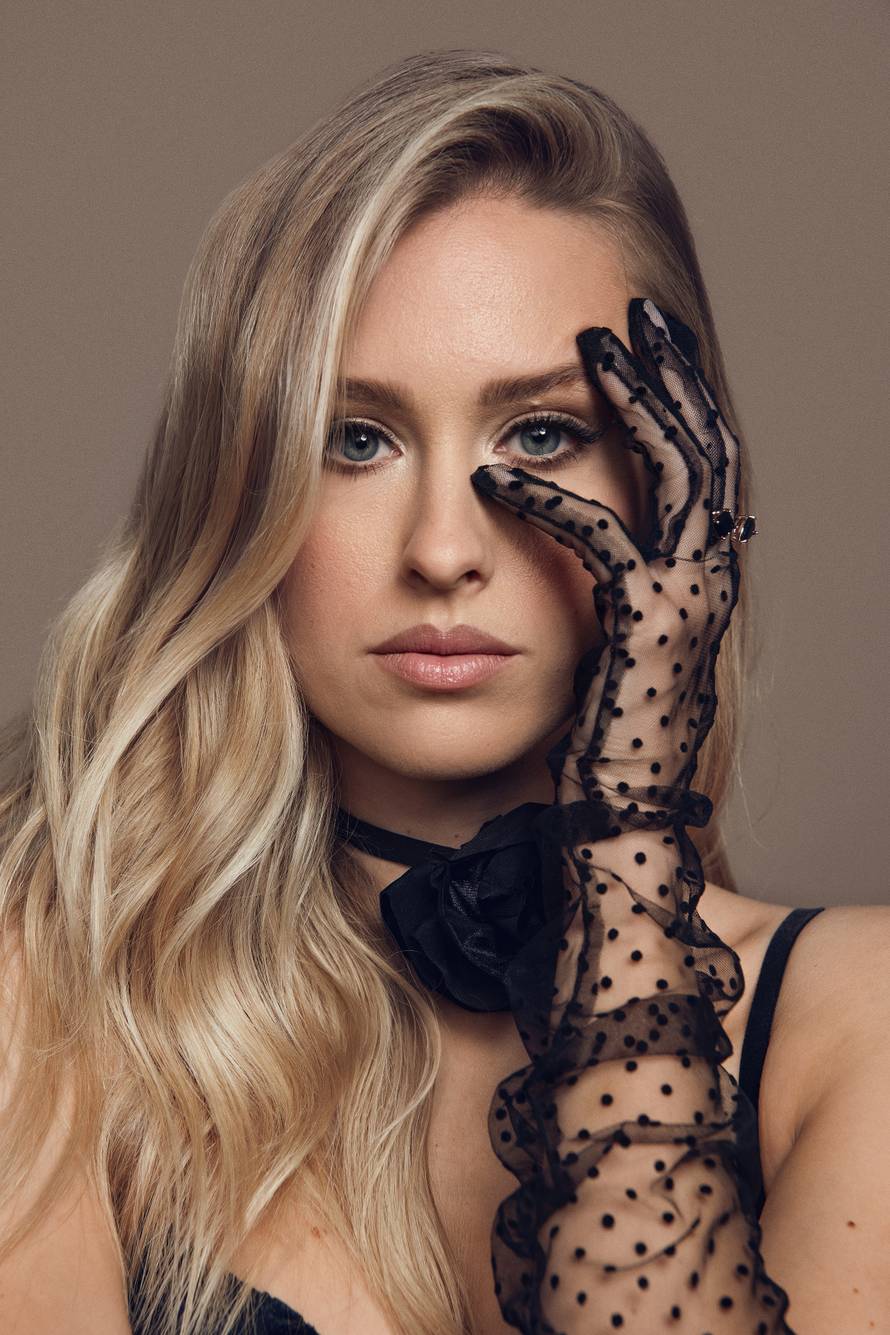 Domenica šokirala objavom iz bolničkog kreveta: 'Borim se'