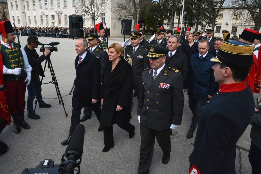 Kolinda dobrovoljcima: 'Vi ste nasljednici hrvatskih branitelja'