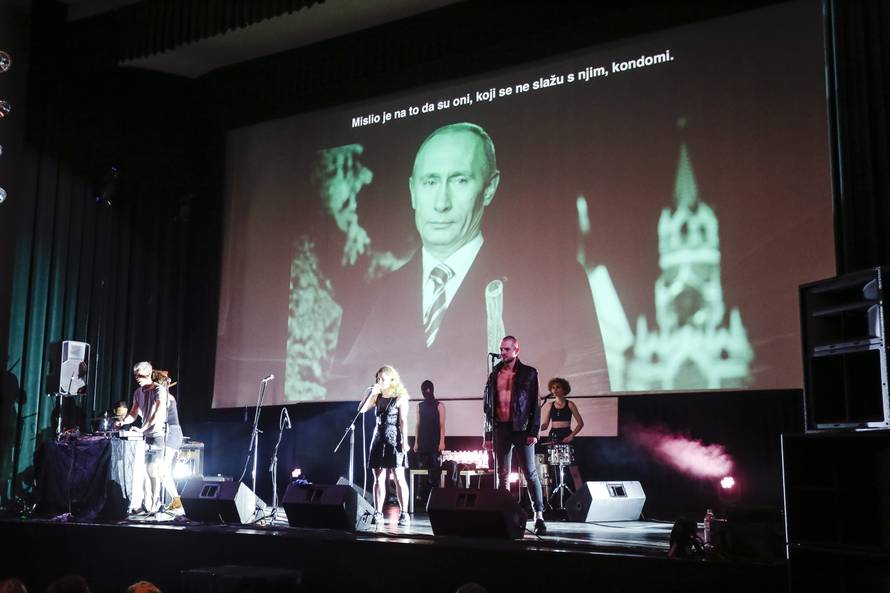 Pussy Riot prvi put u Zagrebu: 'Djevice Marijo, svrgni Putina'