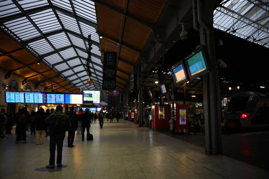 Train traffic disrupted as storm Goretti hits western France