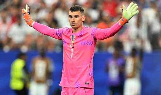 Turci tvrde: Livakovi&cacute; je na meti &zcaron;estokog rivala Fenerbah&ccaron;ea!