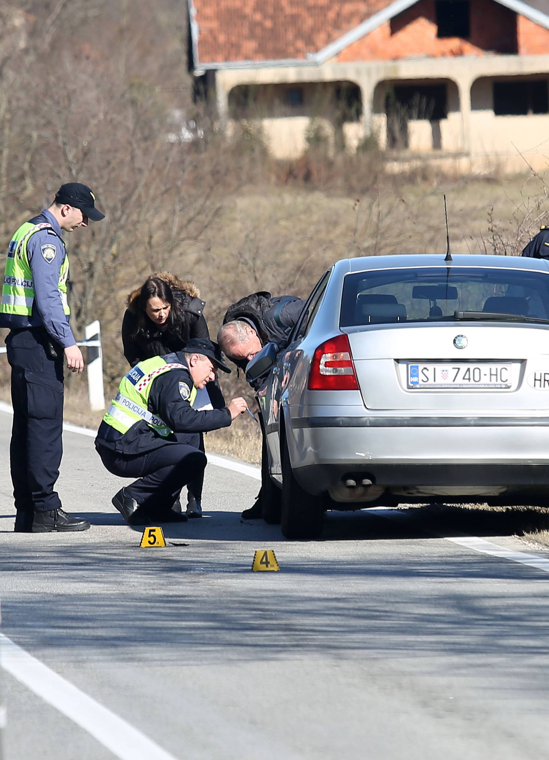 Kosovo: U naletu automobila poginula pjeÅ¡akinja