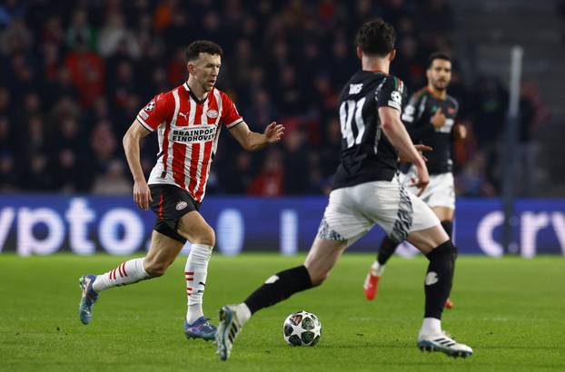 Champions League - Round of 16 - First Leg - PSV Eindhoven v Arsenal