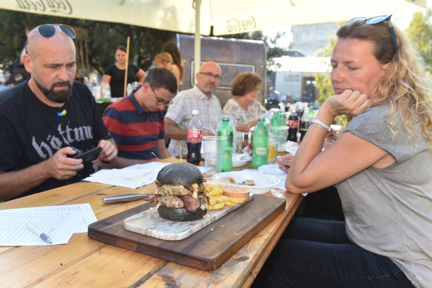 Veliki test burgera: Pobjednički burger su radili četiri godine