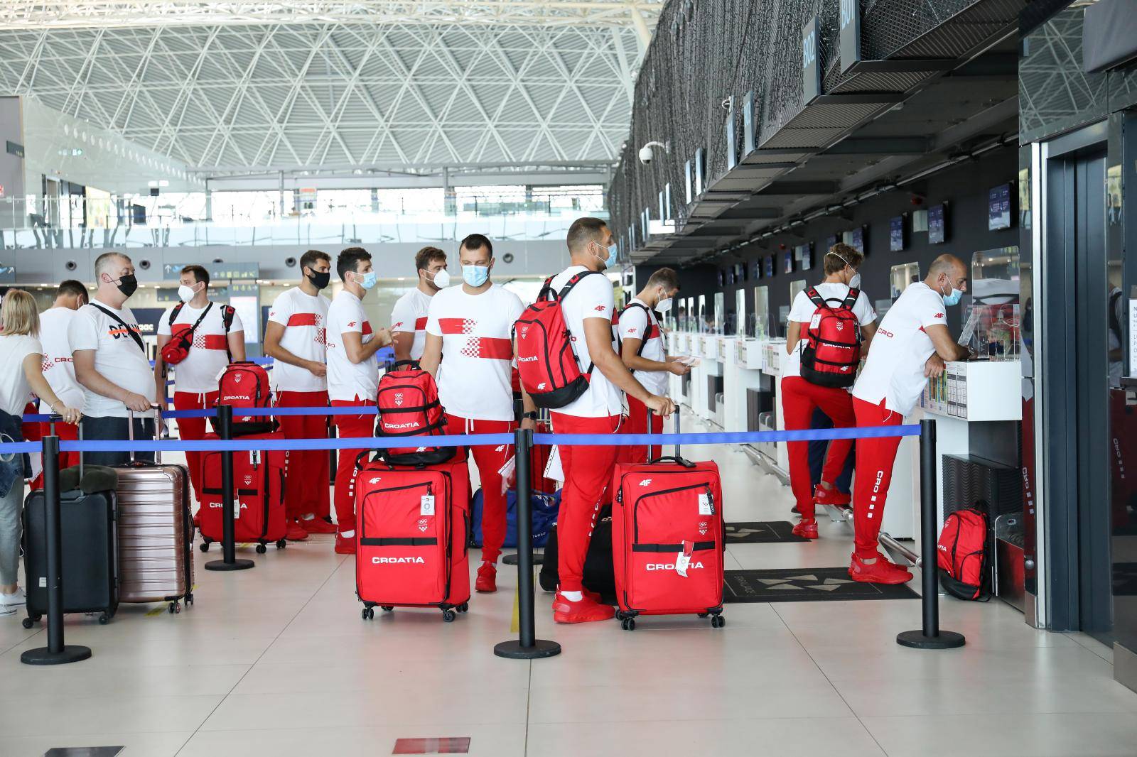 Zagreb: Hrvatska vaterpolo reprezentacija otputovala u Tokio na Olimpijske igre