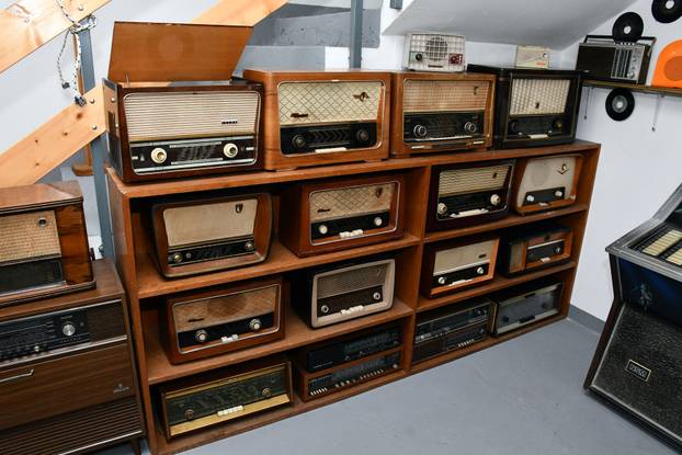 Noć muzeja u jedinstvenom Muzeju prometa i tehnike Oldtimer kluba Classic iz Nove Gradiške