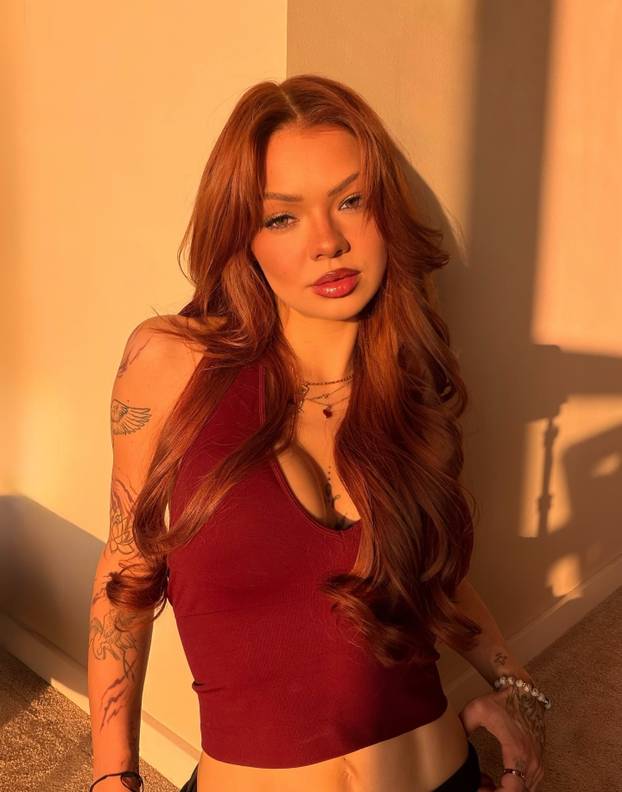 FOTO Najpoznatija Hrvatica na TikToku zaručila se za srpskog košarkaša. Pogledajte reakciju