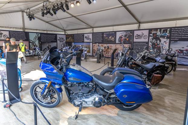 Medulin: Prvi dan H.O.G. Rallyja, susreta zaljubljenika u Harley Davidson iz svih zemalja