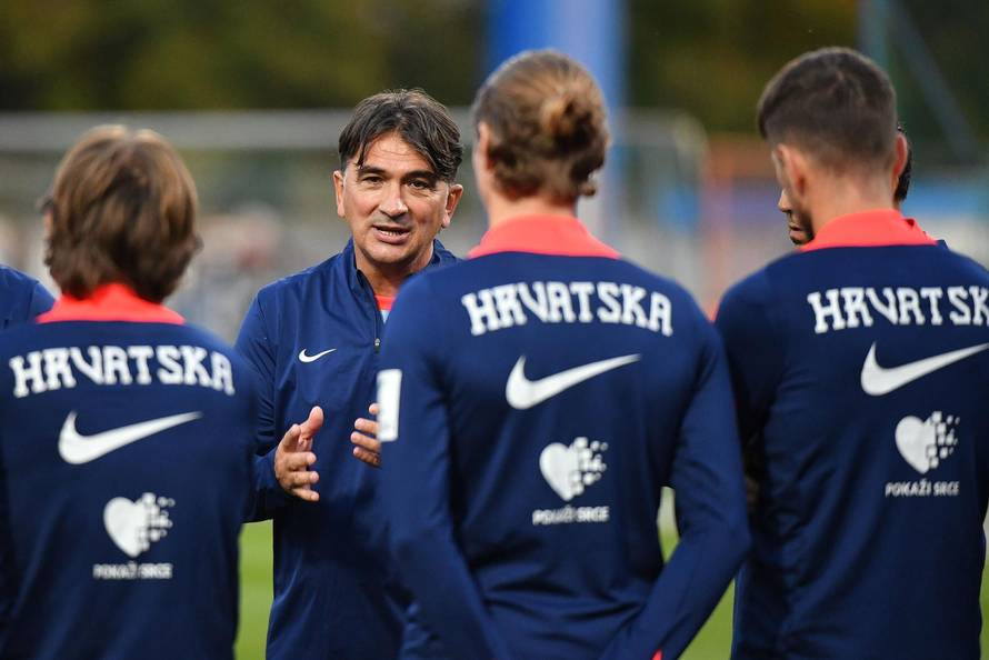 Varaždin: Trening hrvatske nogometne reprezentacije