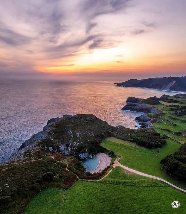 FOTO Kakvo čudo prirode! Ovo je najmanja pješčana plaža na svijetu, a duga je 40 metara