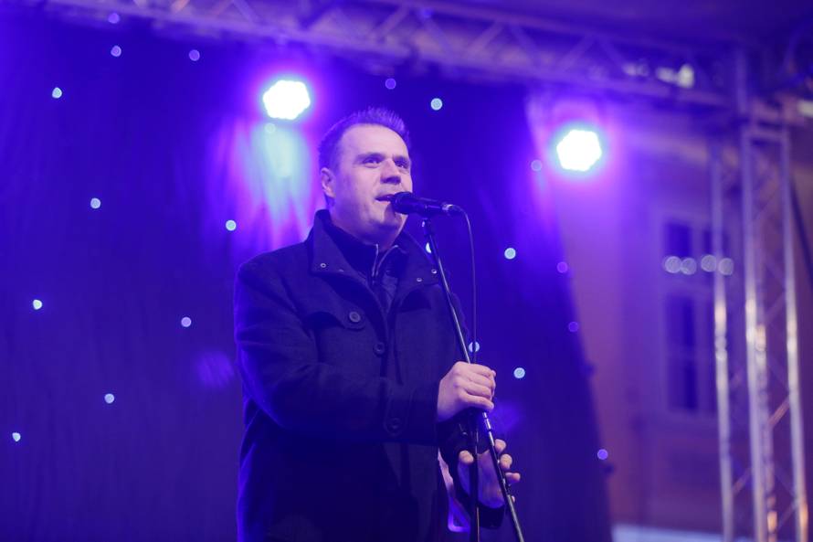 Baruni pomagali samoborskom Djedu Božićnjaku širiti radost