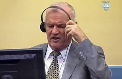 Odbili zahtjev da R. Mladiću ne sude za genocid u Srebrenici