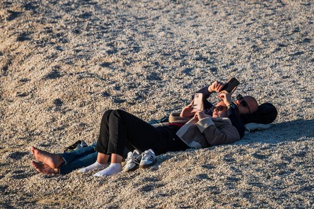 Split: Proljetno poslijepodne na Žnjanu