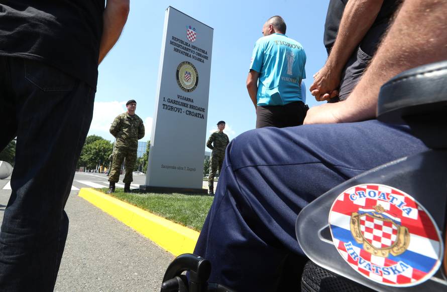 Zagreb: SveÄanost imenovanja vojarne  Croatia  imenom 1. gardijska brigada Tigrovi