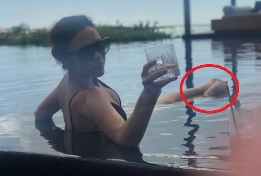 Victoria Beckham je uznemirila fanove: Što joj je sa stopalima?