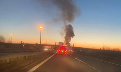 VIDEO Buktinja kod Vrbovca: U vožnji se zapalio automobil