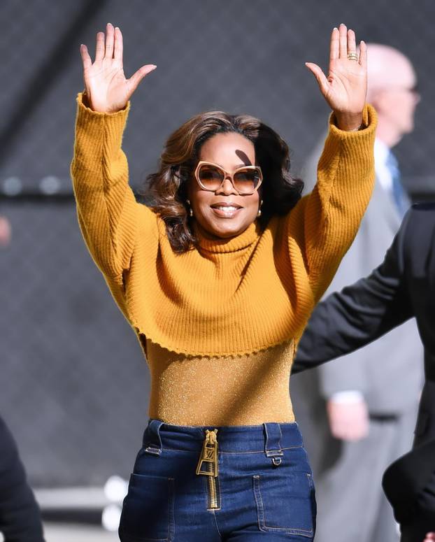 FOTO Oprah Winfrey izgubila preko 30 kila! Evo koja je tajna njezine besprijekorne linije