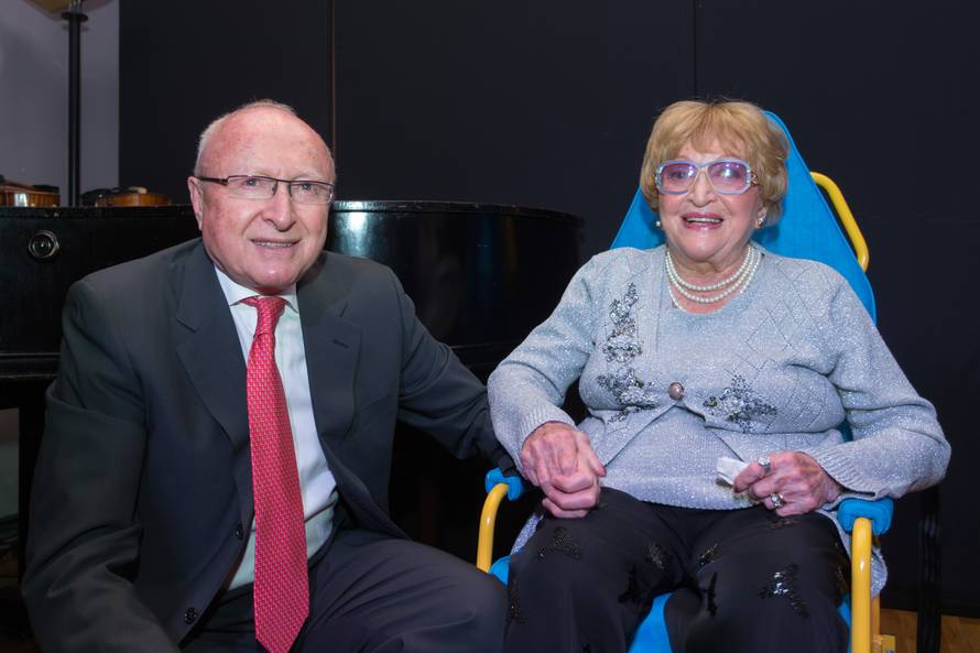 Žuži Jelinek: Iz vagona trećeg razreda do samog vrhunca...