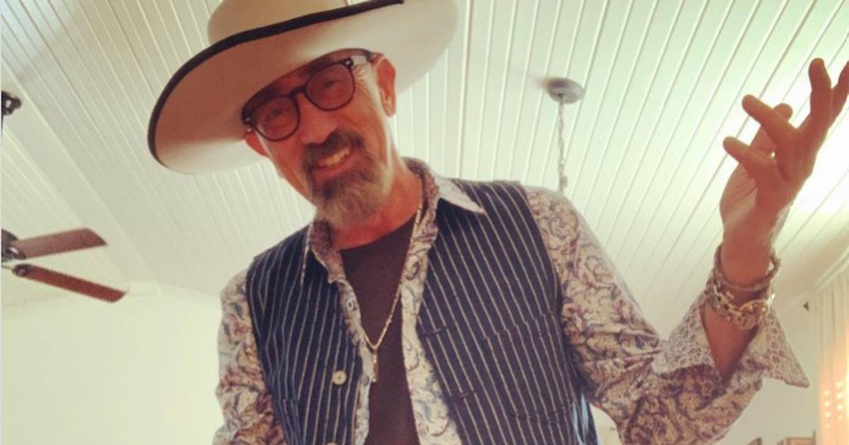 Preminuo gitarist Dire Straitsa | 24sata